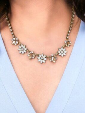 Chloe + Isabel Bella Fiore Petite Collar Necklace